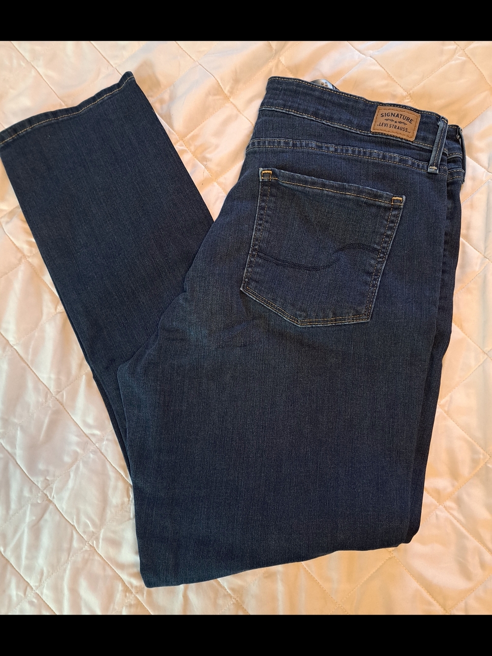 Signature by Levi Strauss  Jeans Size 16W 33W 30L